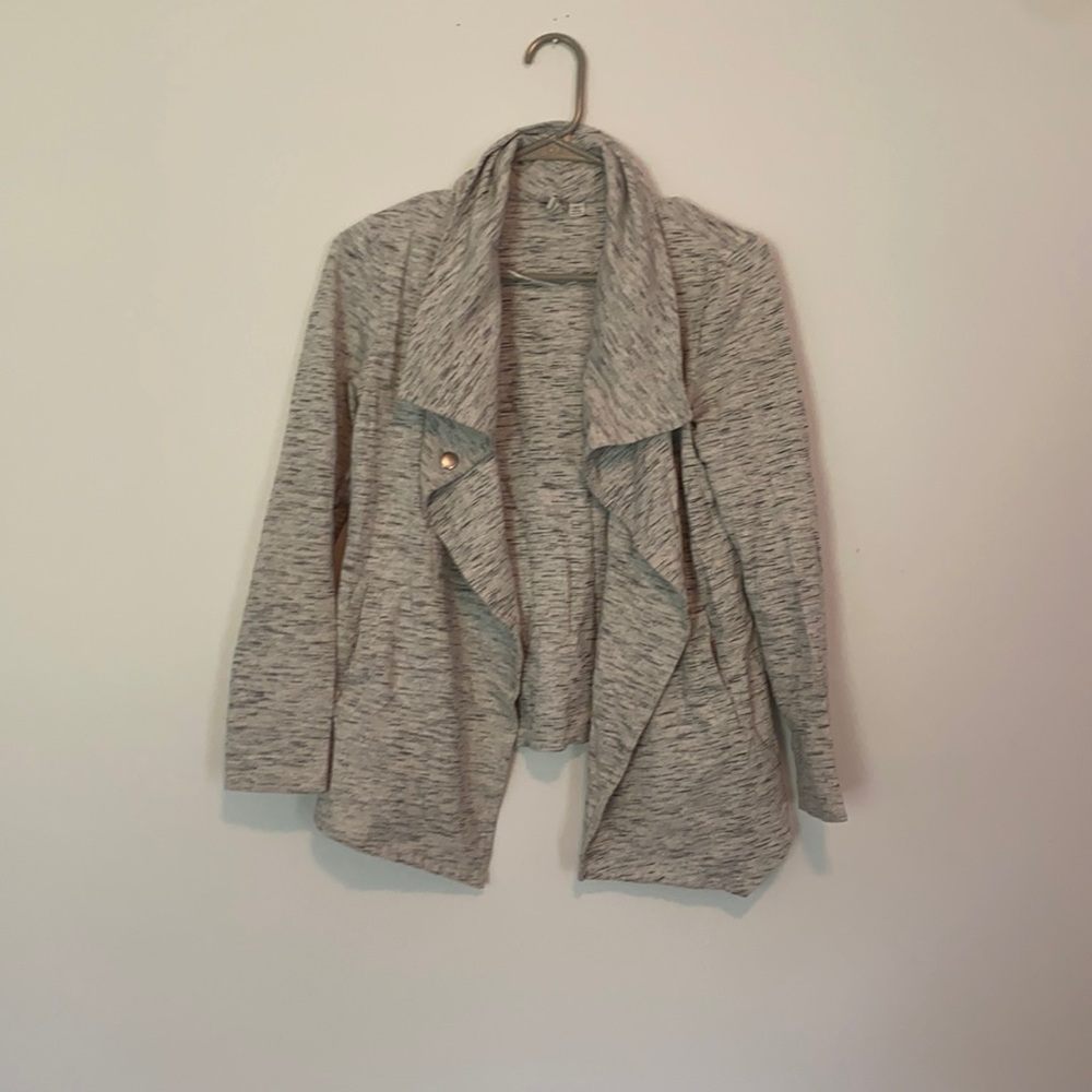 Lightweight grey jacket